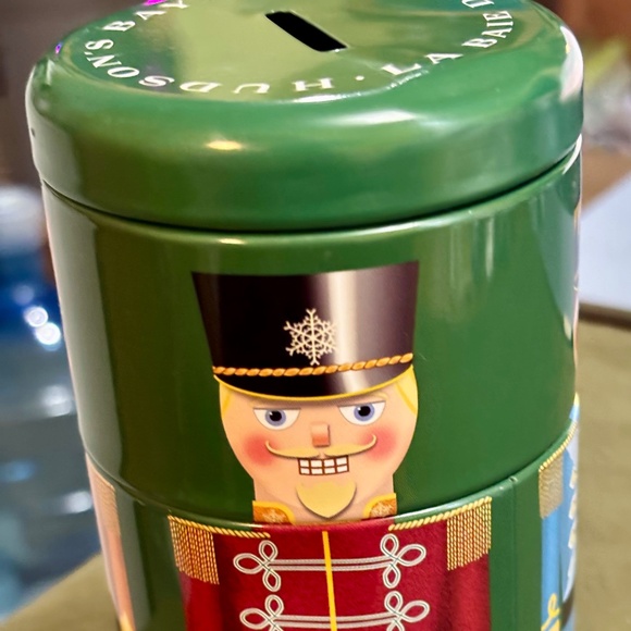 Hudson's Bay Canada Nutcracker Bank Tin Canister Toy Turning 3 sections - Picture 7 of 10